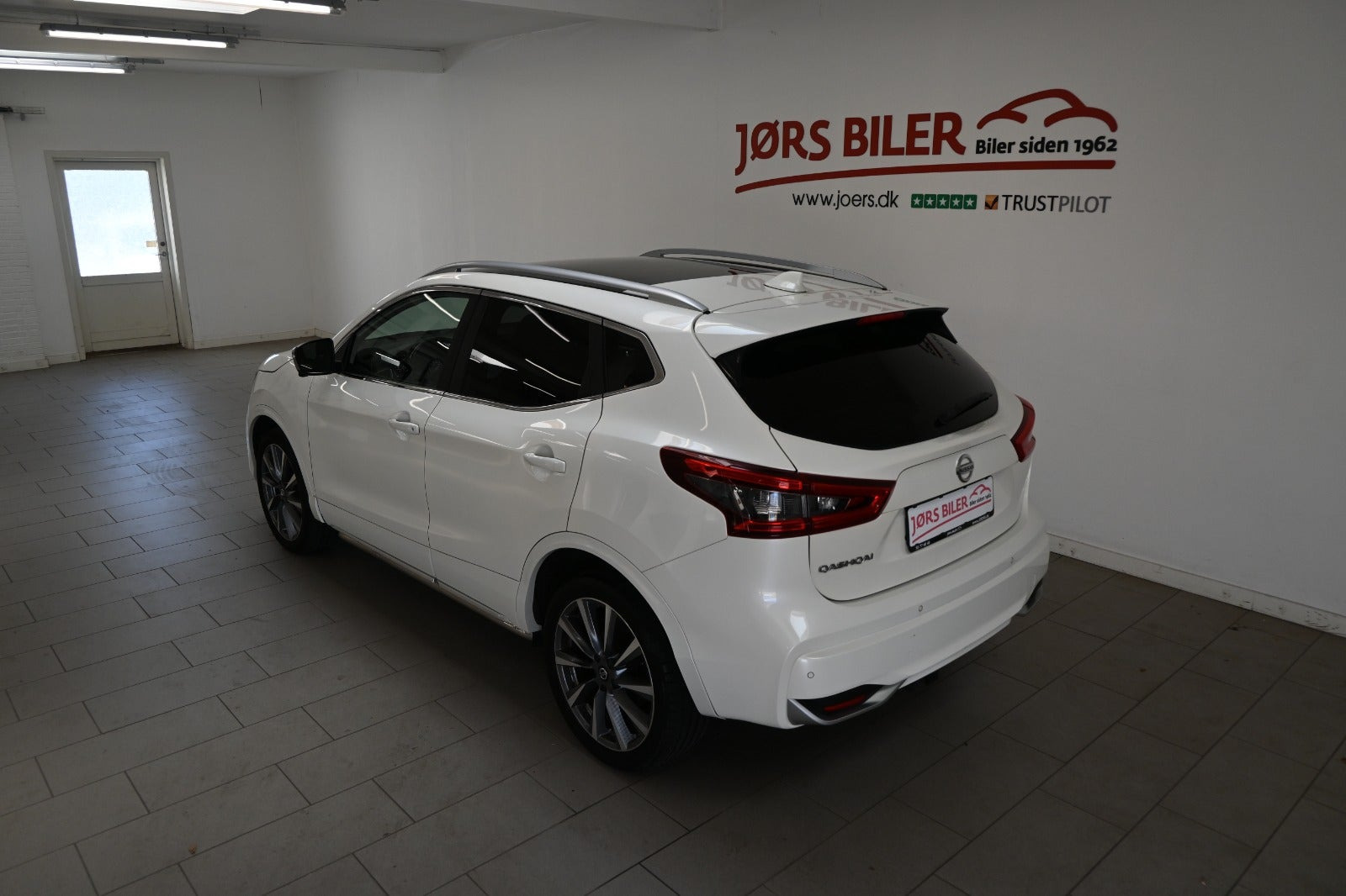 Hvid Nissan Qashqai fra 2019