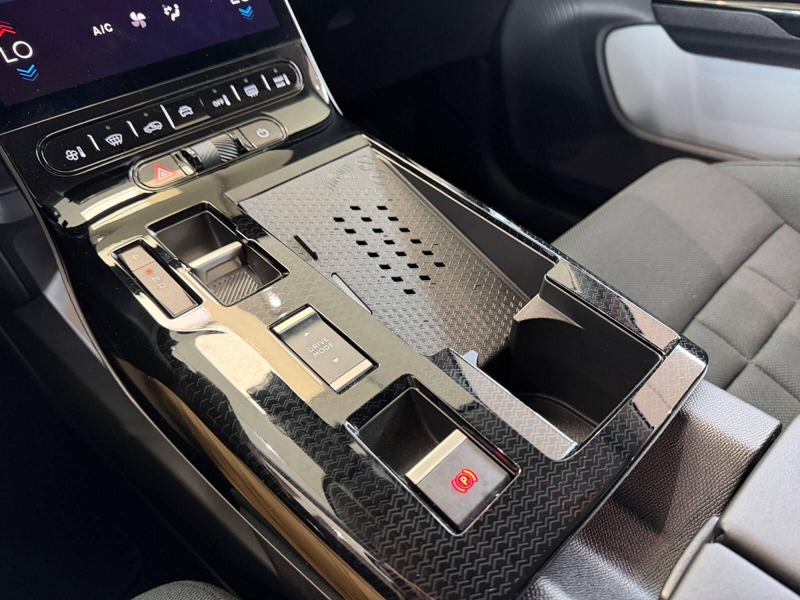 Rød Citroën ë-C5 Aircross fra 2025