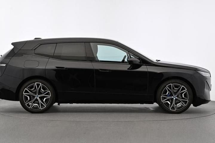 Sort BMW iX fra 2022