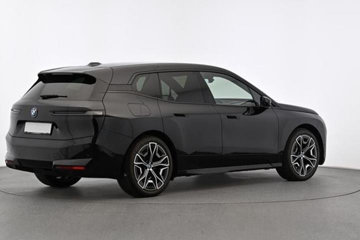 Sort BMW iX fra 2022