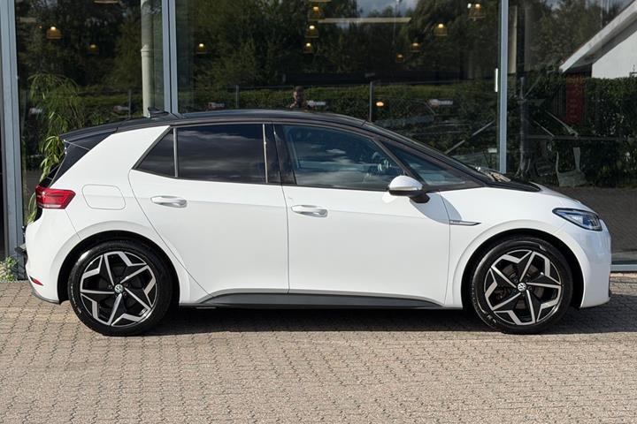 Hvid VW ID.3 fra 2022