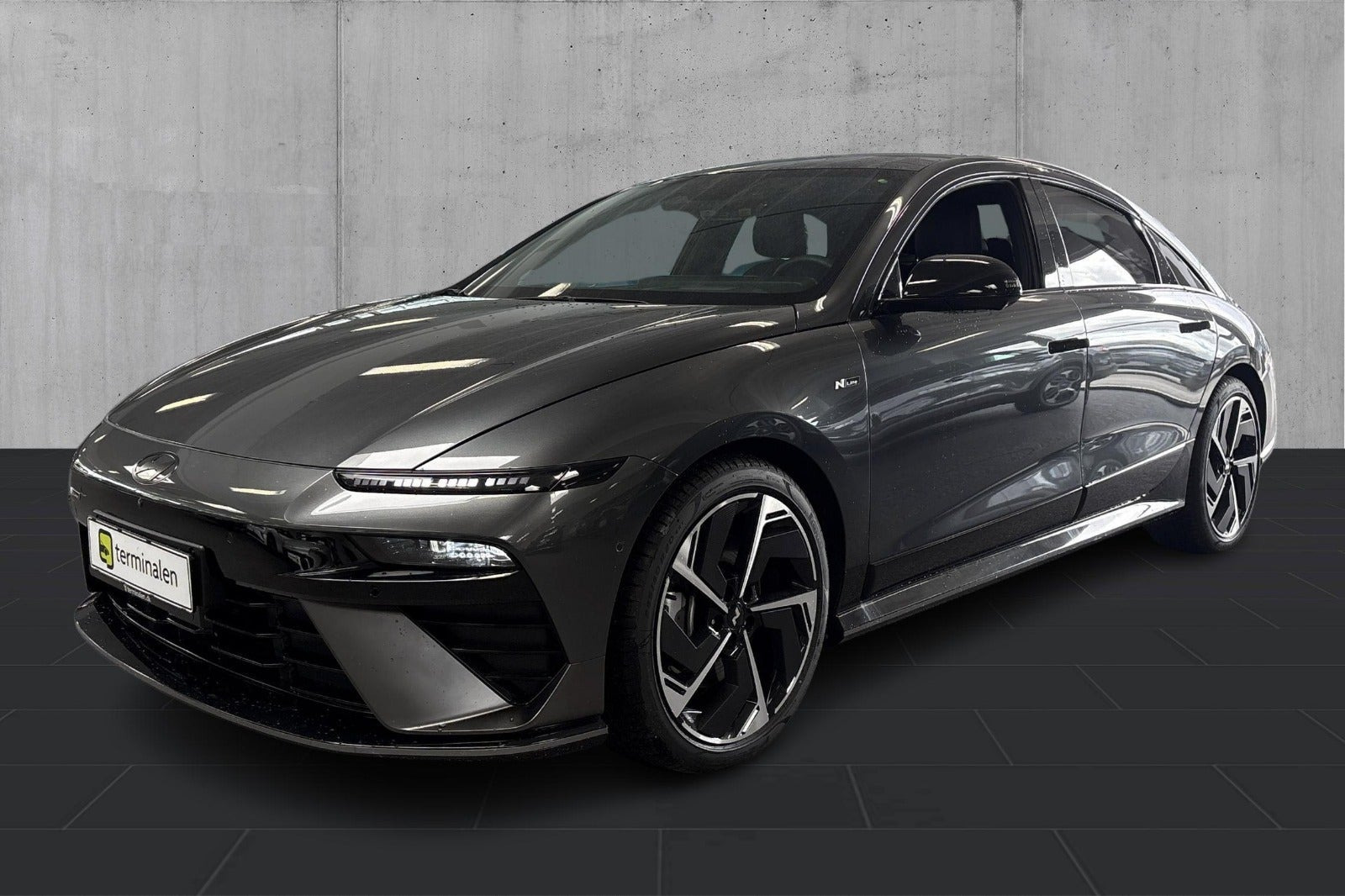 Grå Hyundai Ioniq 6 fra 2026