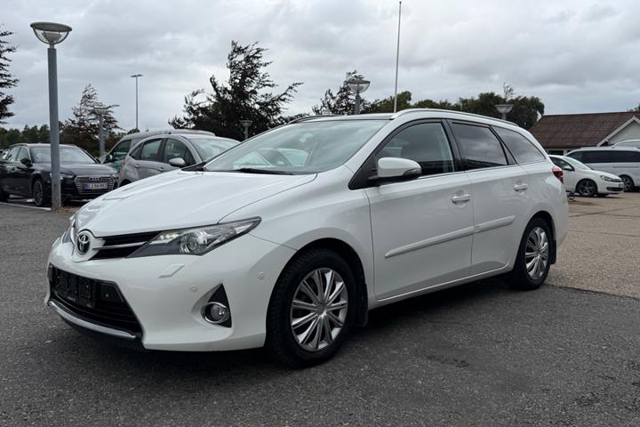 undefined Toyota Auris fra 2013