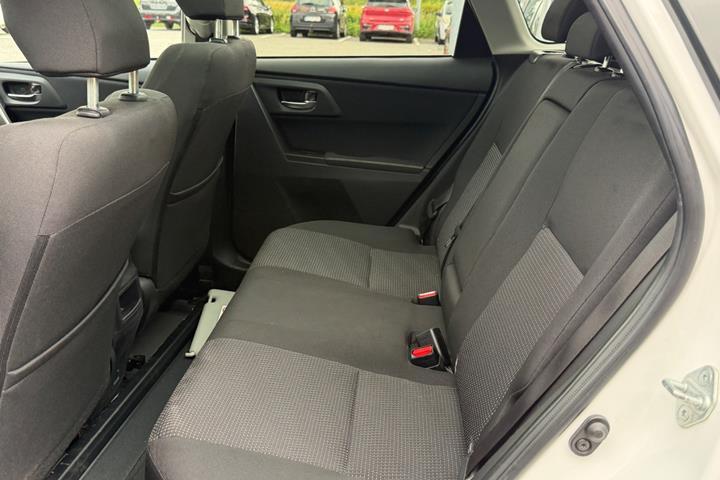 undefined Toyota Auris fra 2013