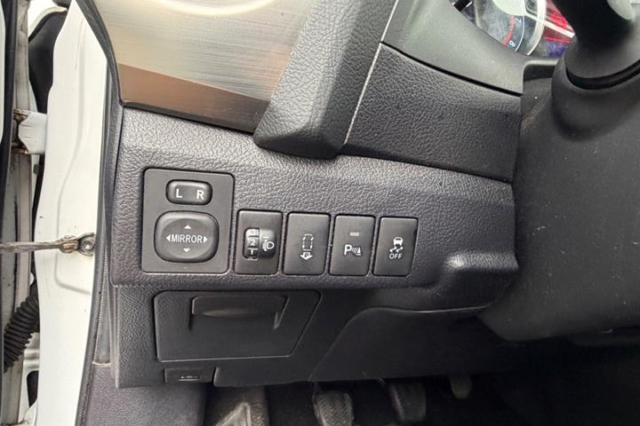 undefined Toyota Auris fra 2013