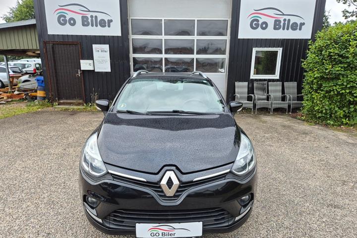 Grøn Renault Clio IV fra 2016