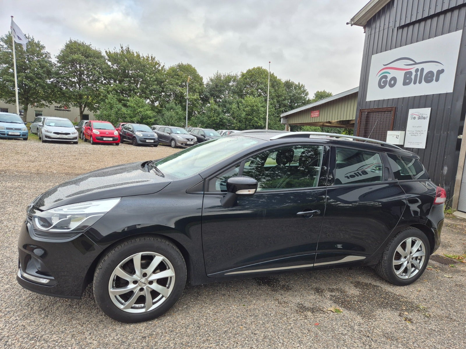 Grøn Renault Clio IV fra 2016