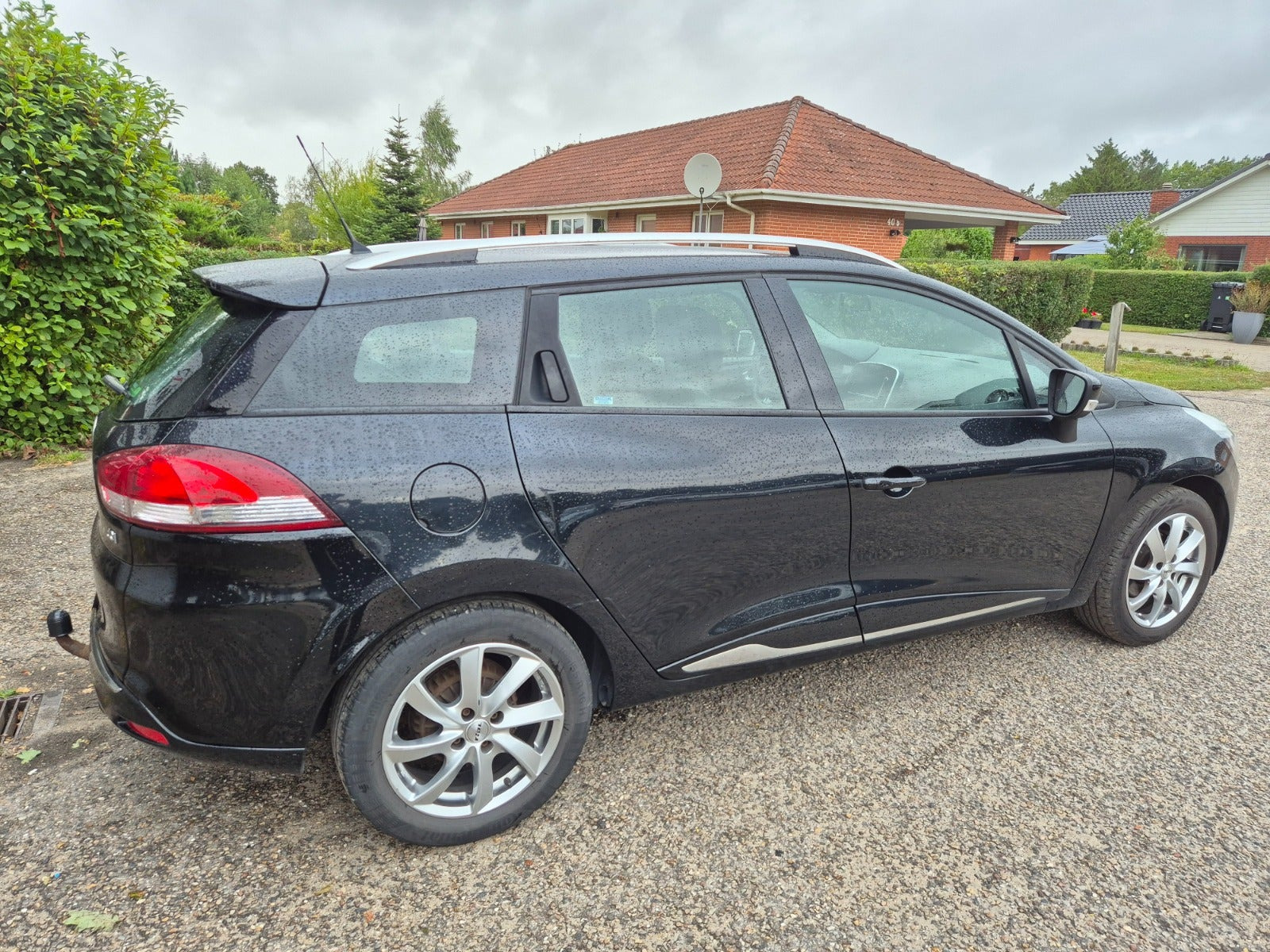 Grøn Renault Clio IV fra 2016