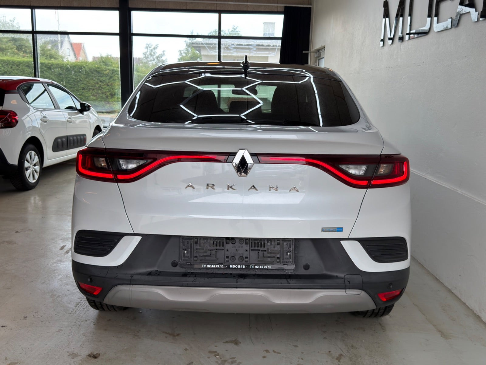Hvid Renault Arkana fra 2022