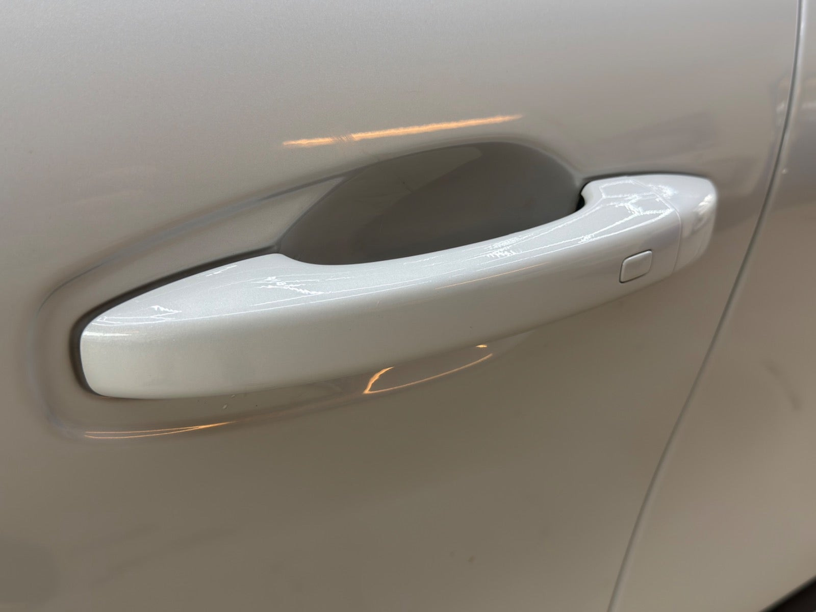 Hvid Renault Arkana fra 2022