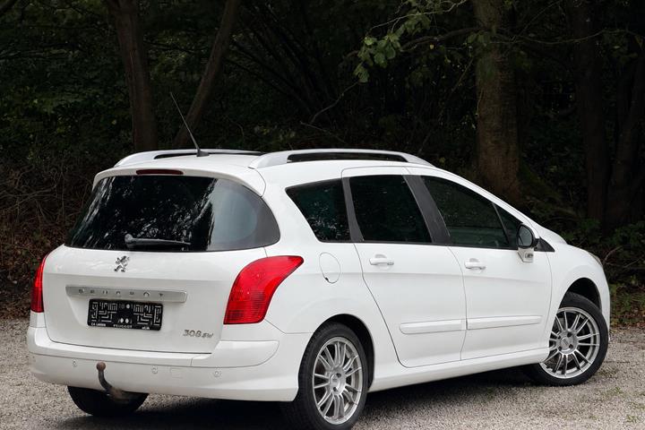 undefined Peugeot 308 fra 2010