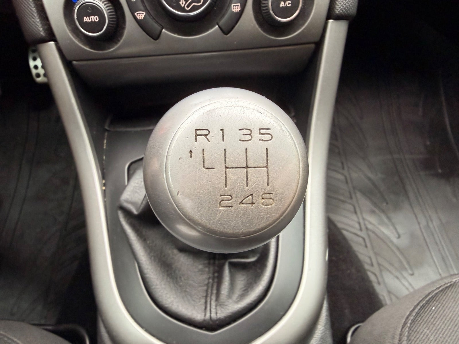 undefined Peugeot 308 fra 2010