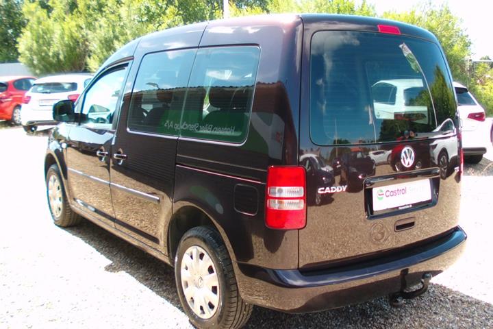 Grå VW Caddy fra 2011