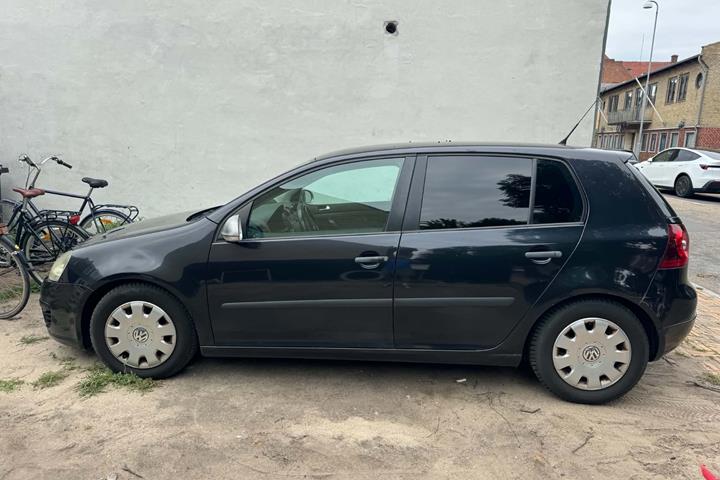 Sort VW Golf fra 2007