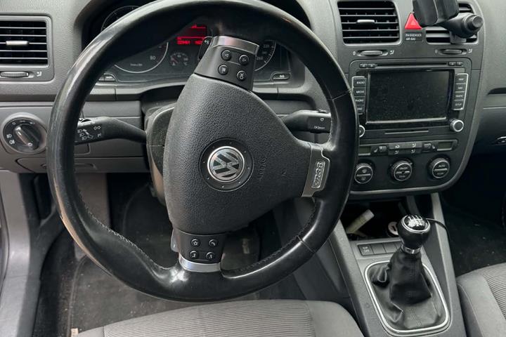 Sort VW Golf fra 2007
