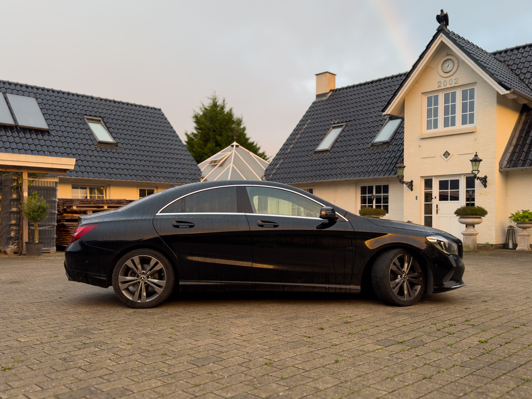 Sort Mercedes CLA fra 2019