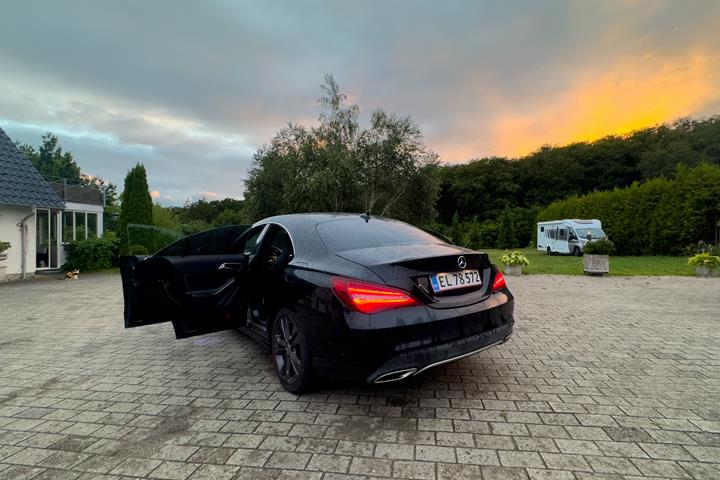 Sort Mercedes CLA fra 2019