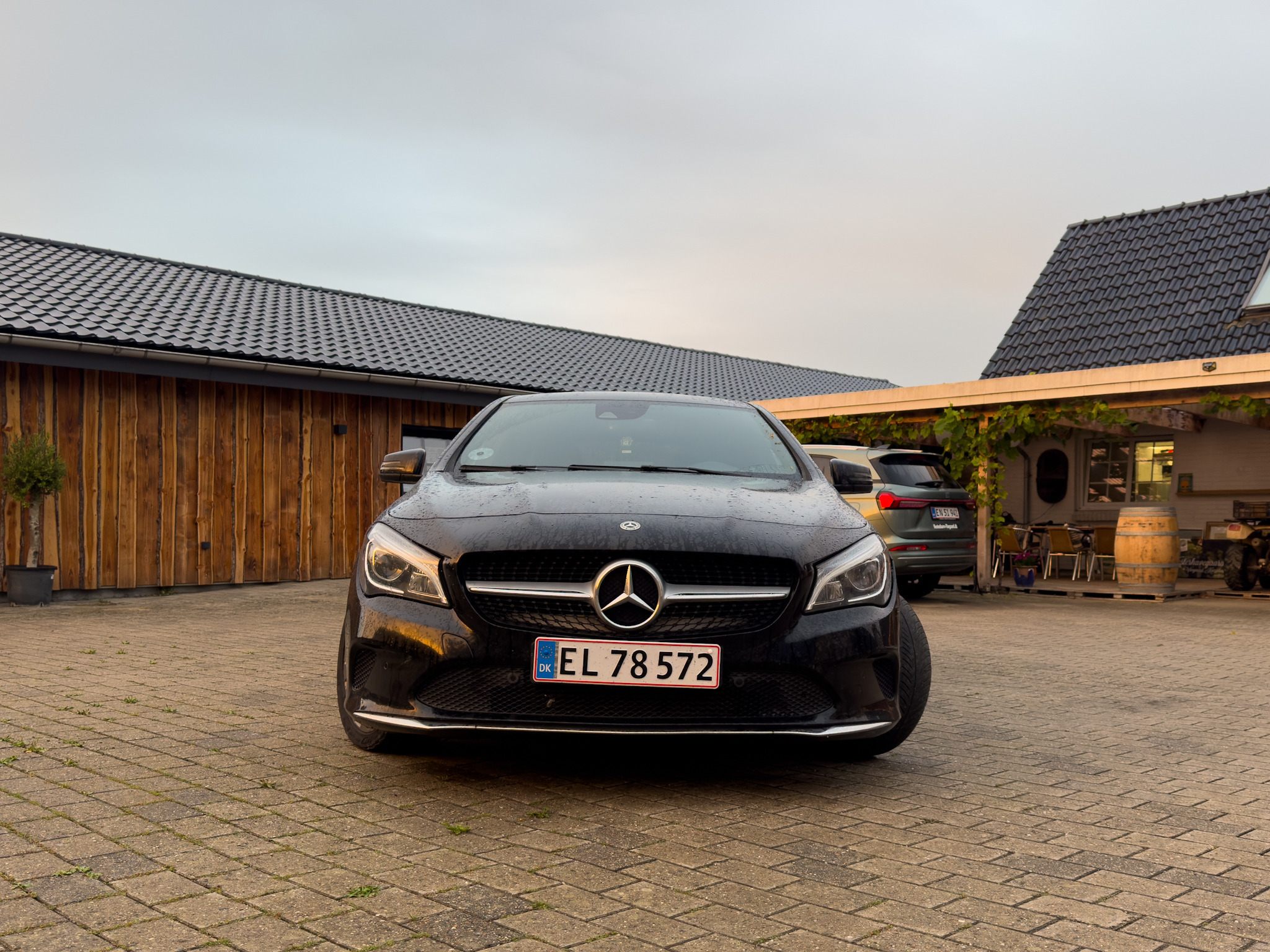Sort Mercedes CLA fra 2019