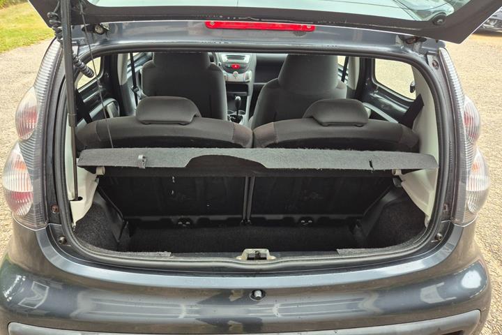 Grøn Citroën C1 fra 2008