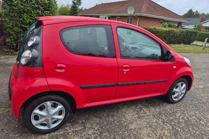 Grøn Citroën C1 fra 2009