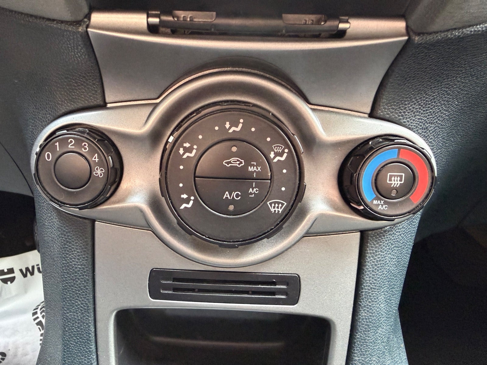 undefined Ford Fiesta fra 2010