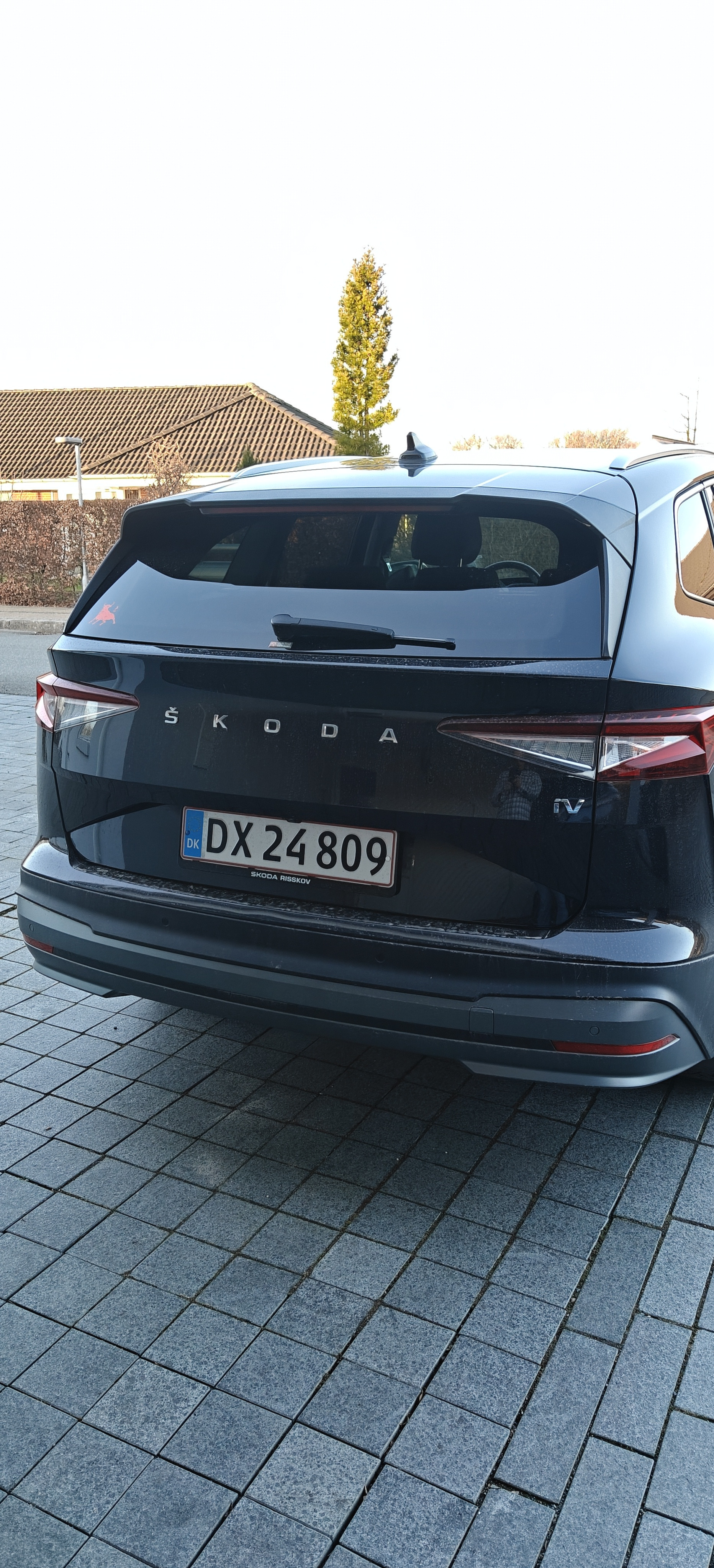 Sort Skoda Enyaq iV fra 2023