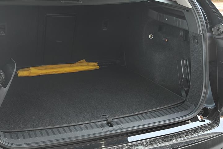 Sort Skoda Enyaq iV fra 2023