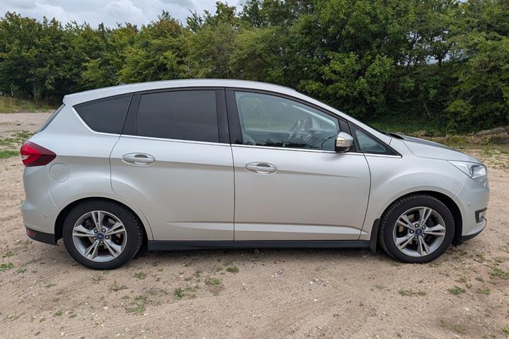 Sølv Ford C-MAX fra 2018