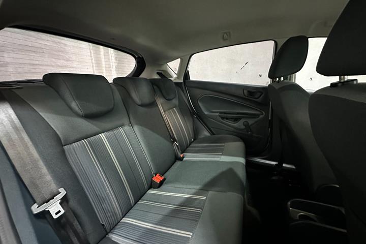 undefined Ford Fiesta fra 2010