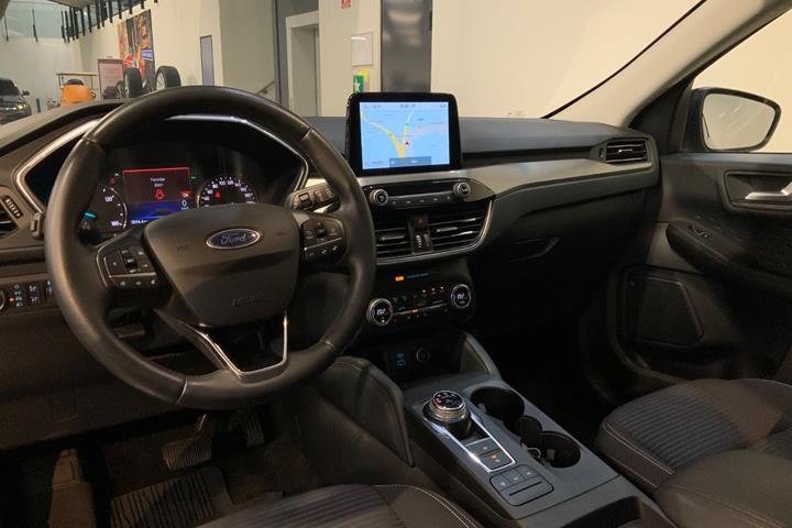 Blå Ford Kuga fra 2020