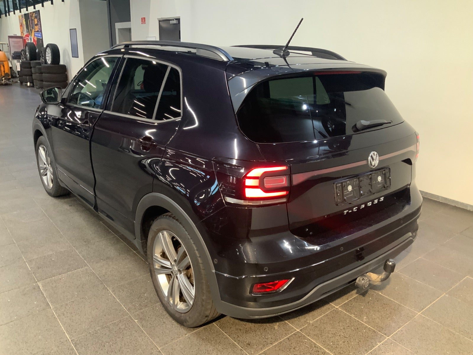 Sort VW T-Cross fra 2019