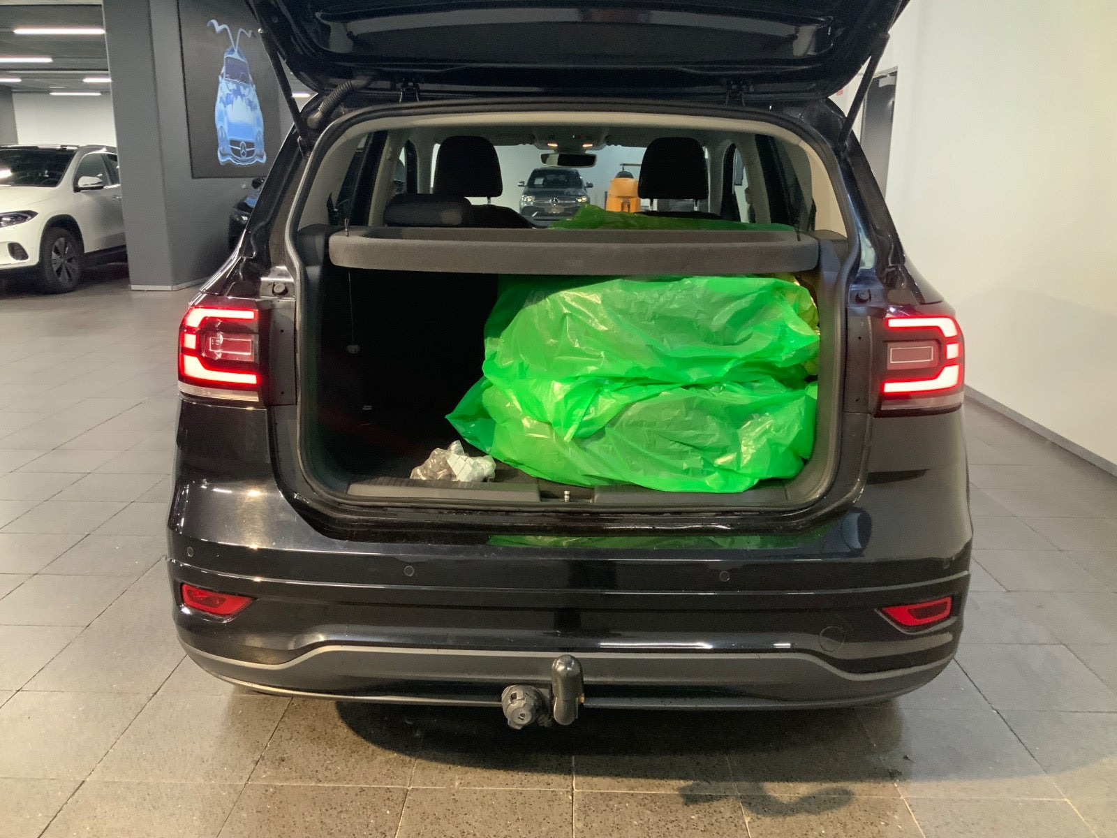 Sort VW T-Cross fra 2019