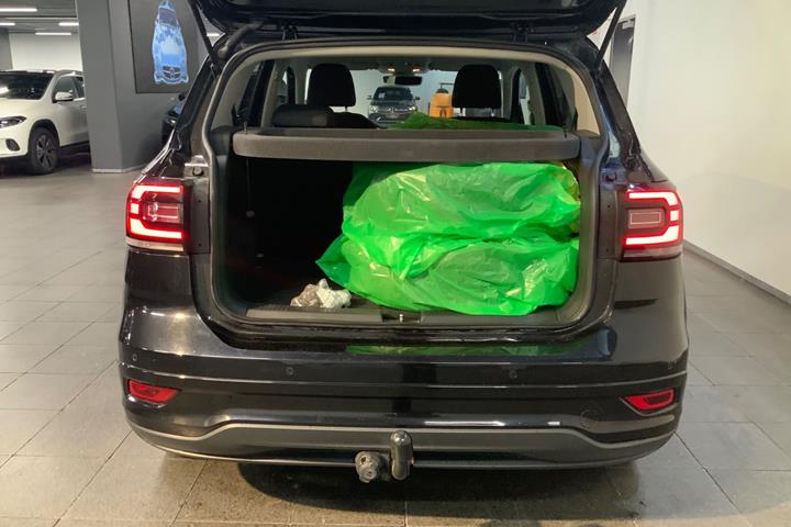 Sort VW T-Cross fra 2019