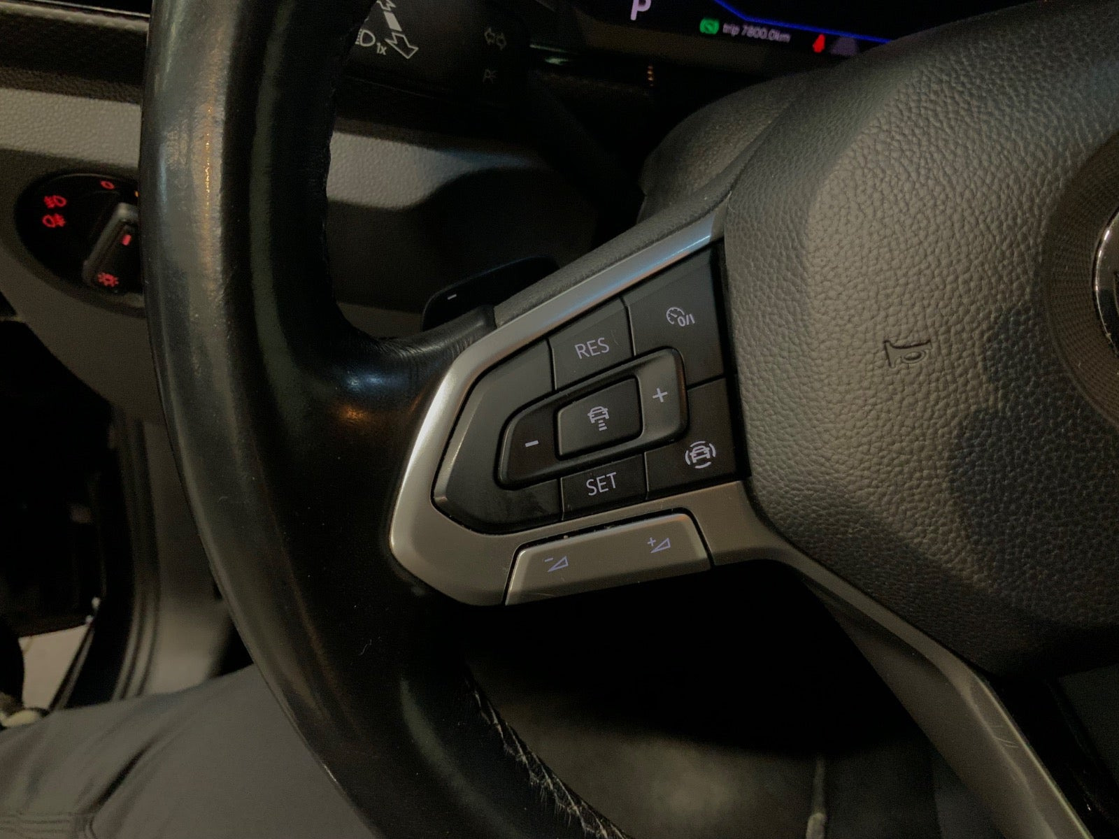 Sort VW T-Cross fra 2019