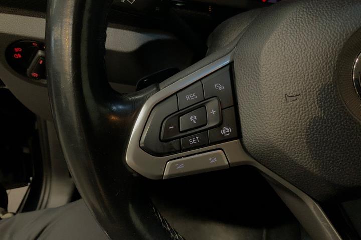 Sort VW T-Cross fra 2019