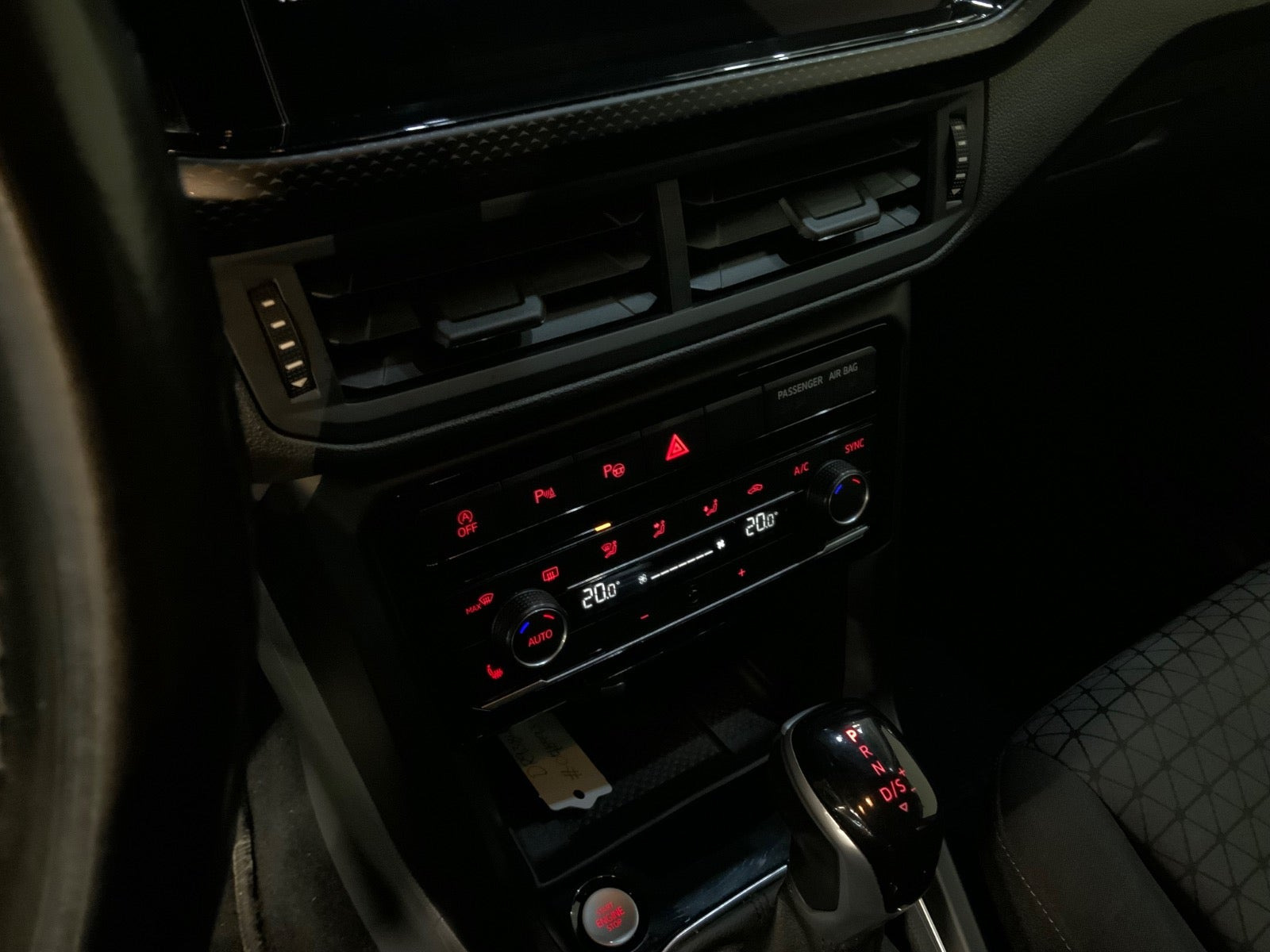 Sort VW T-Cross fra 2019