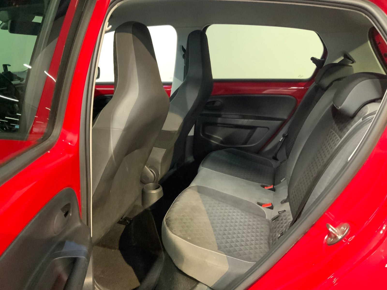 Rød Skoda Citigo fra 2019
