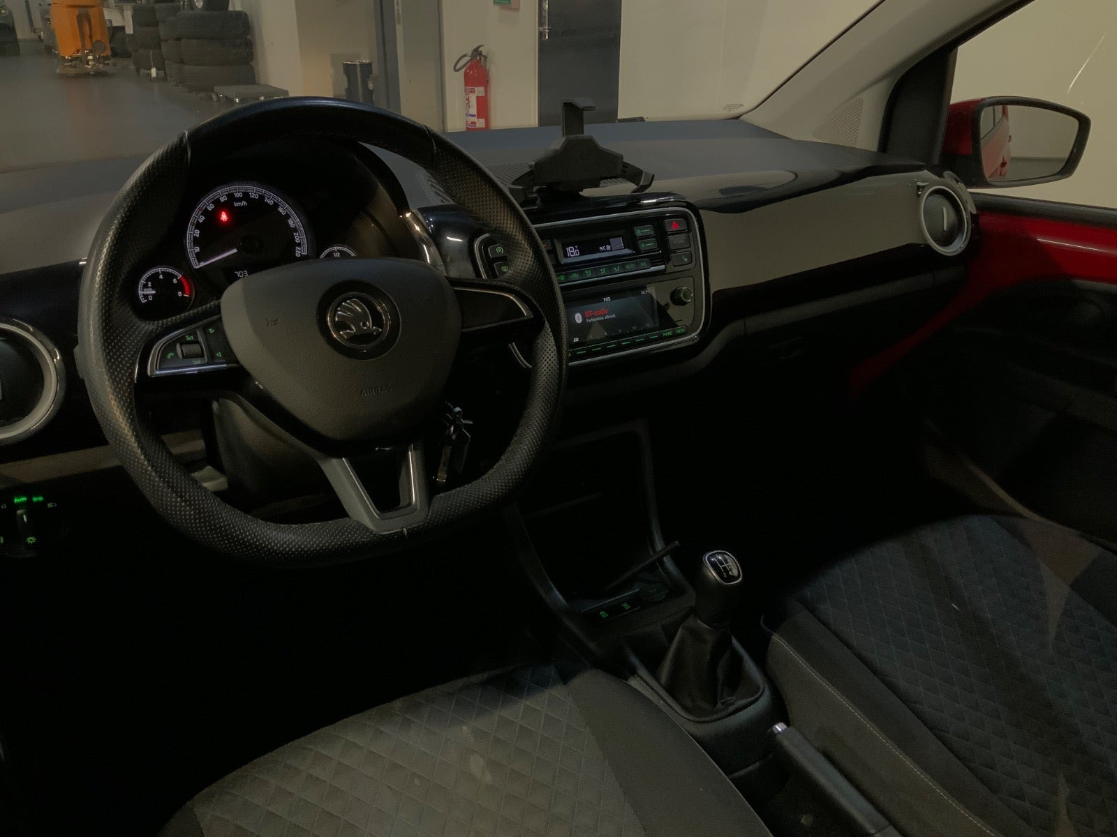 Rød Skoda Citigo fra 2019