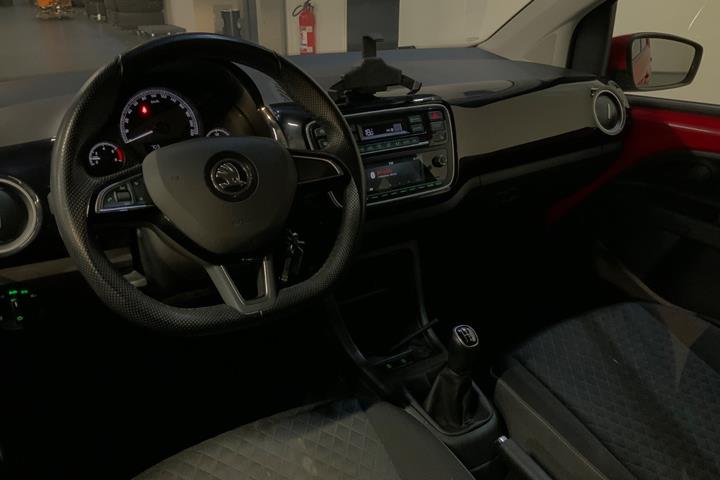 Rød Skoda Citigo fra 2019