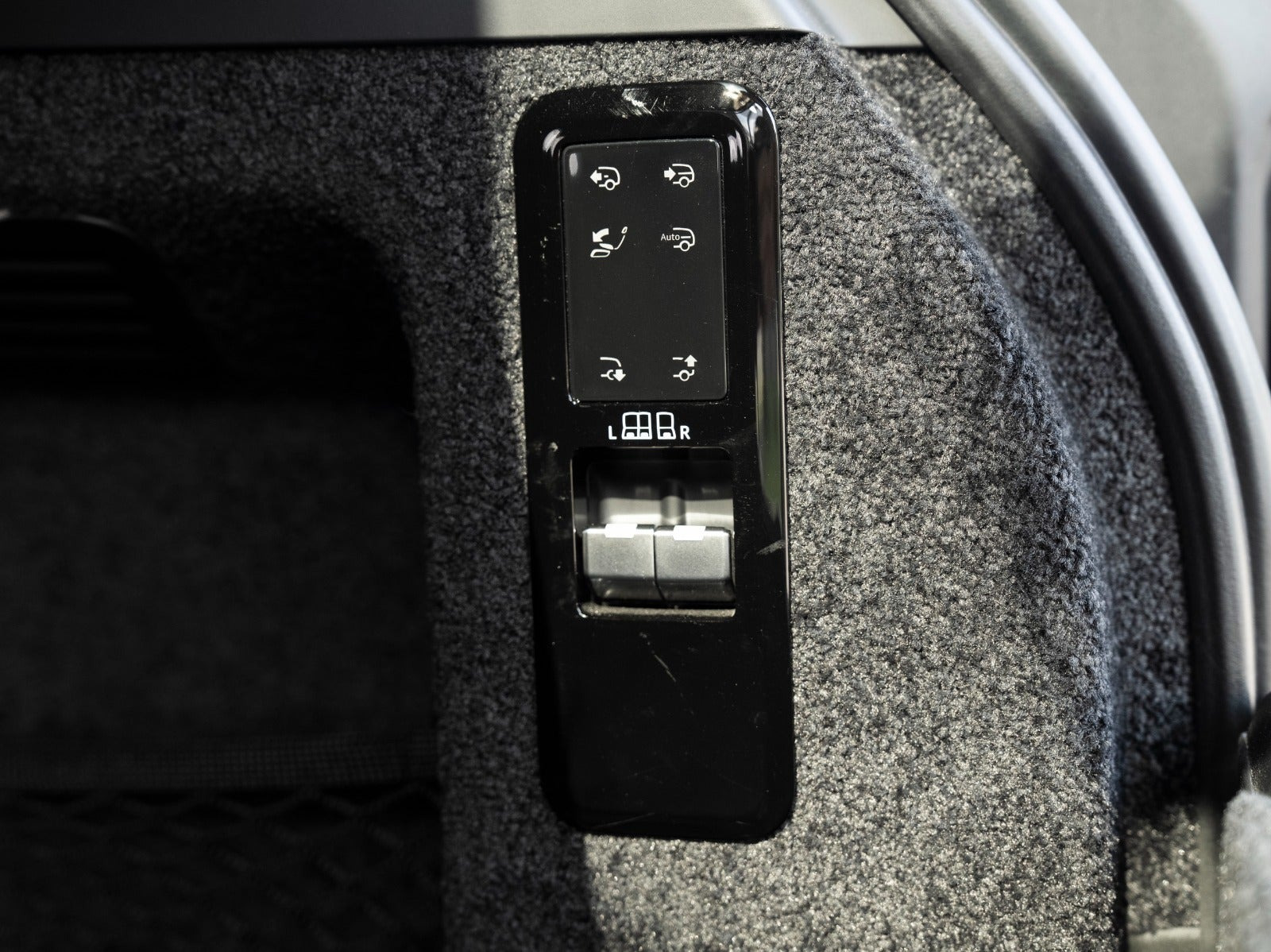 Grøn Land Rover Range Rover fra 2023