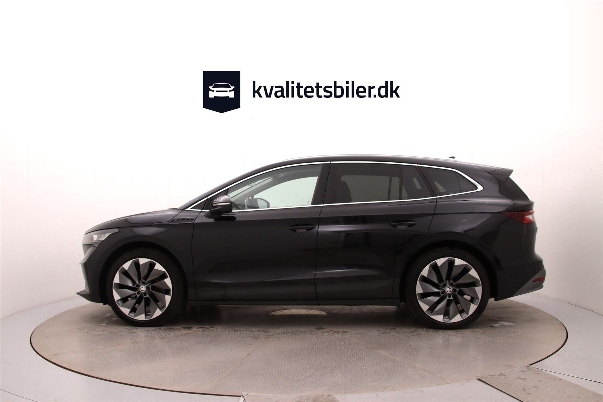 Sort Skoda Enyaq fra 2023
