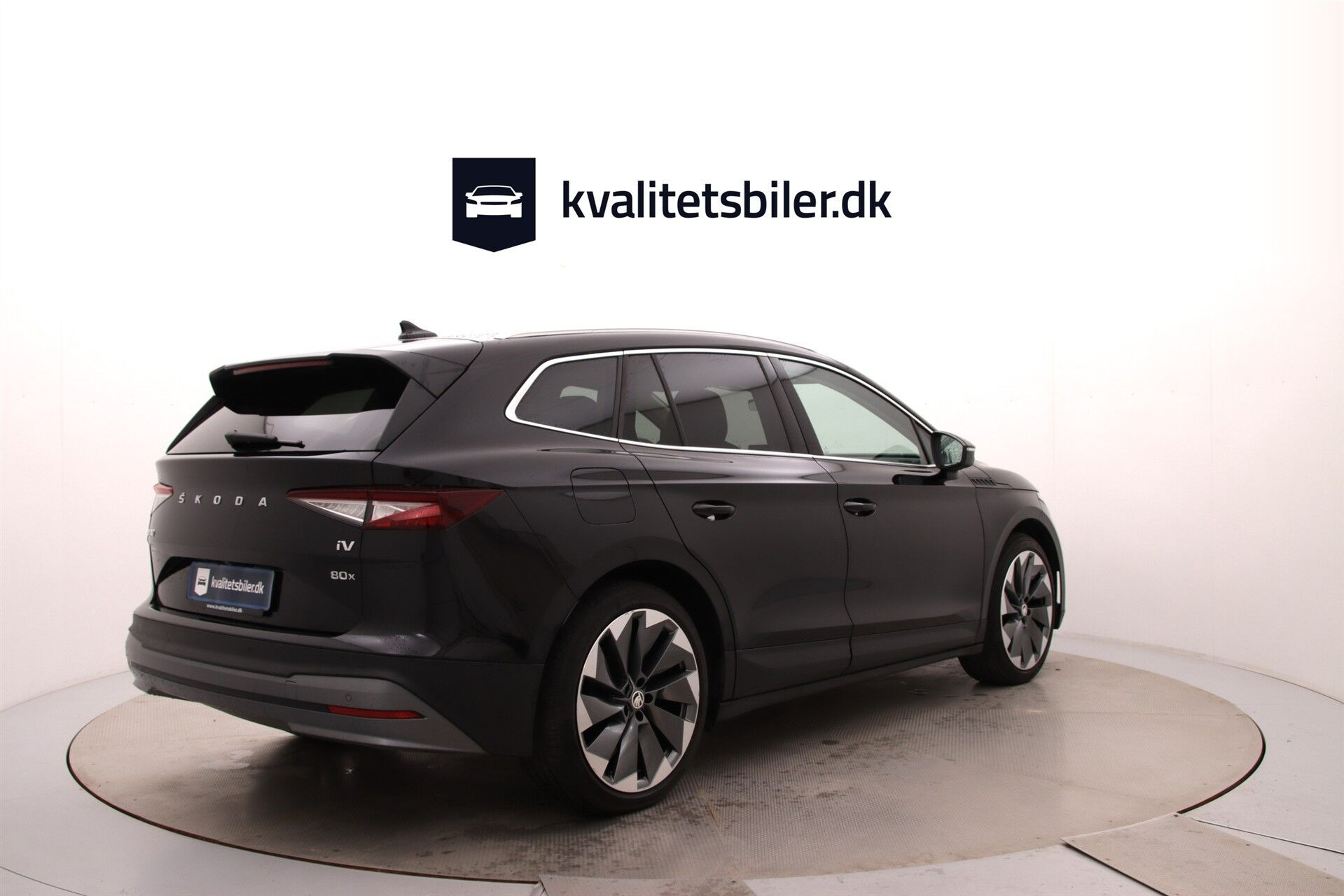 Sort Skoda Enyaq fra 2023