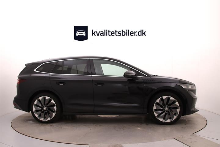 Sort Skoda Enyaq fra 2023