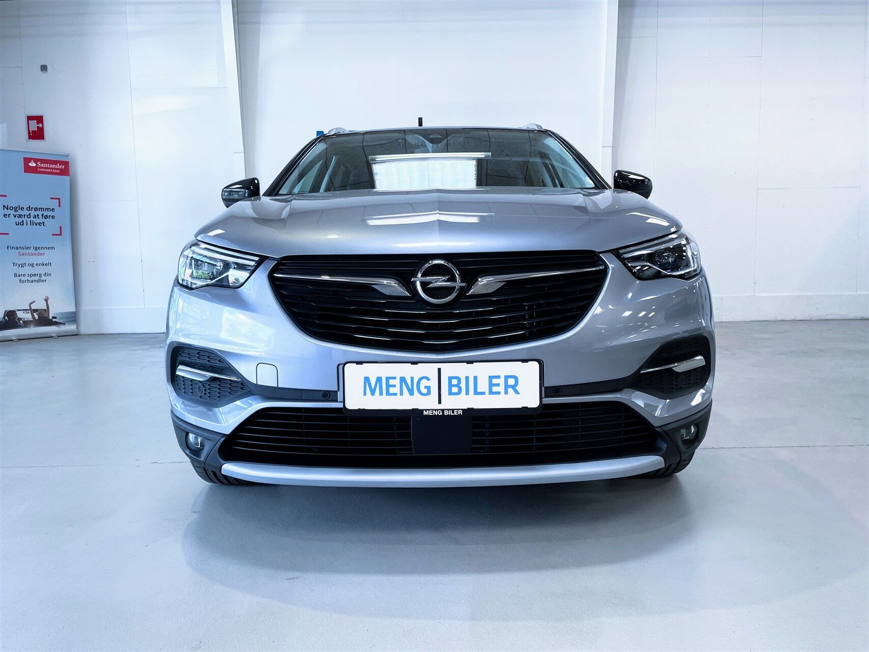 Grå Opel Grandland X fra 2021