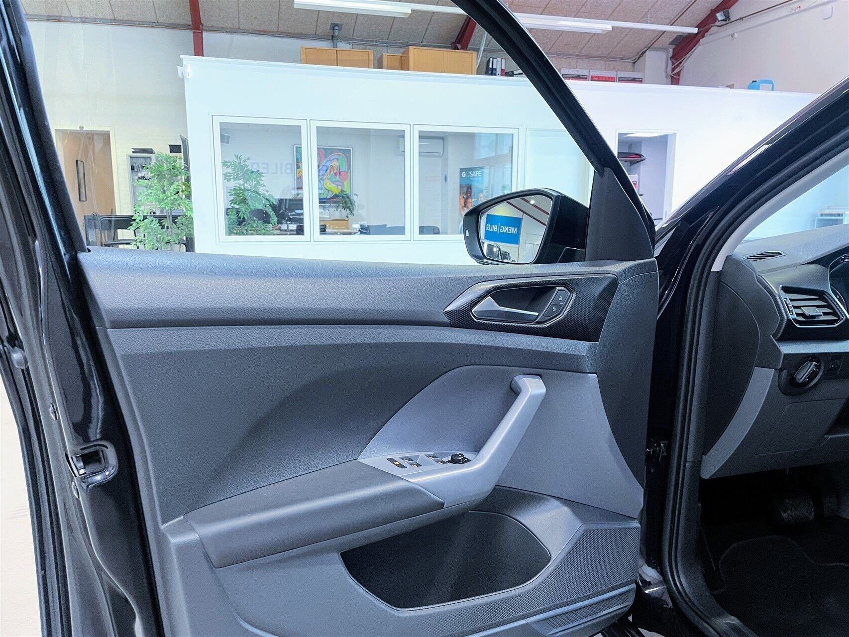 Sort VW T-Cross fra 2021