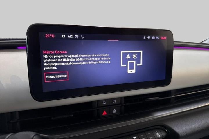 Rød Fiat 600e fra 2025