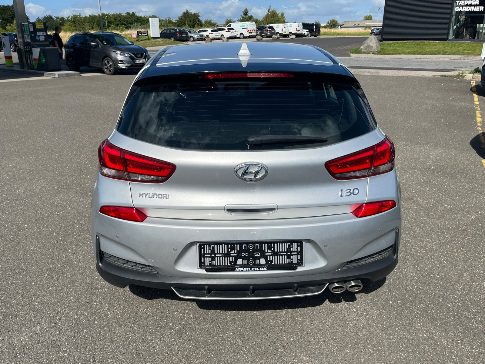 Sølv Hyundai i30 fra 2019