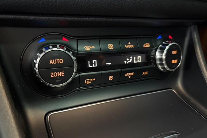 undefined Mercedes GLA250 fra 2017