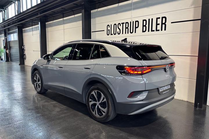 Grå VW ID.4 fra 2021