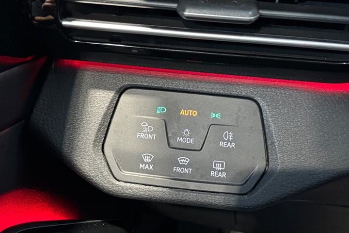 Grå VW ID.4 fra 2021